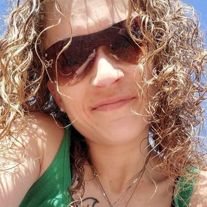 Meet your Posher, Leanne